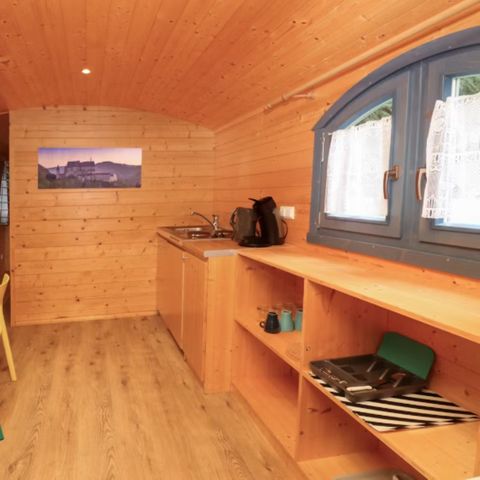 UNUSUAL ACCOMMODATION 4 people - Pipowagen