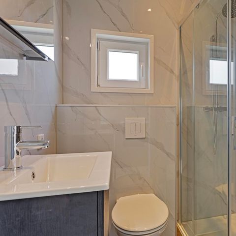 UNUSUAL ACCOMMODATION 2 people