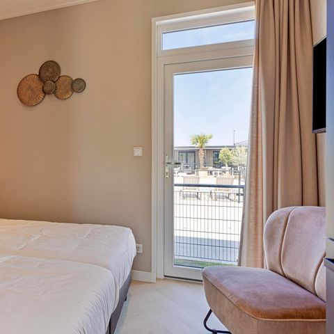 UNUSUAL ACCOMMODATION 2 people