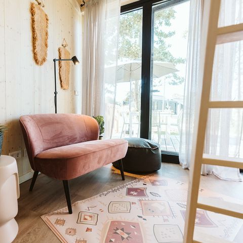 UNUSUAL ACCOMMODATION 4 people - Poppy C26