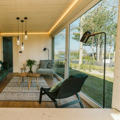 UNUSUAL ACCOMMODATION 6 people - Ark Shelter C1