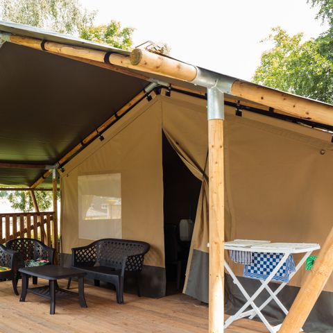 CANVAS AND WOOD TENT 6 people