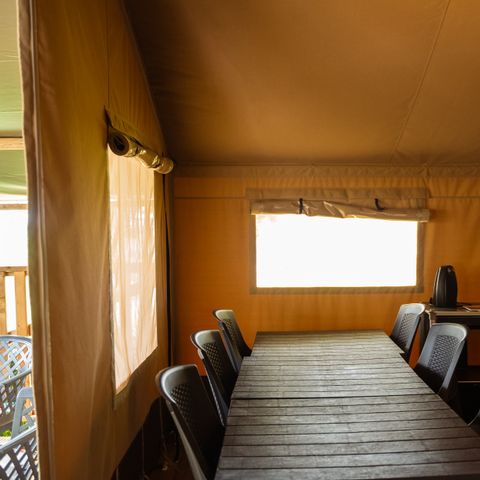 CANVAS AND WOOD TENT 6 people
