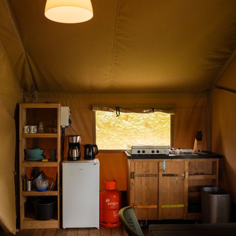 Canvas and wooden tent 6 persons
