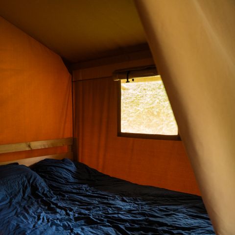 Canvas and wooden tent 6 persons