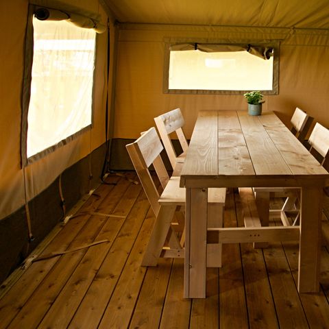 CANVAS AND WOOD TENT 5 people