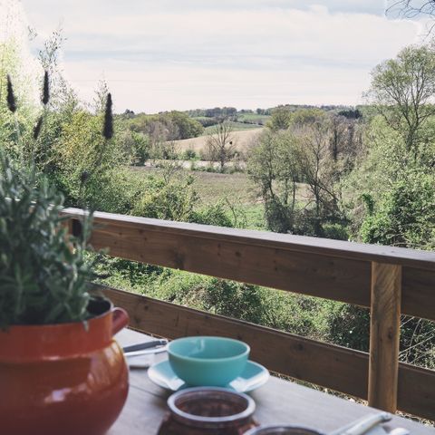 CANVAS AND WOOD TENT 4 people