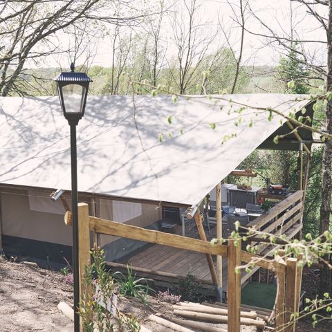 Canvas and wooden tent 5 persons