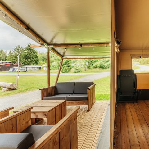 Canvas and wooden tent 4 persons
