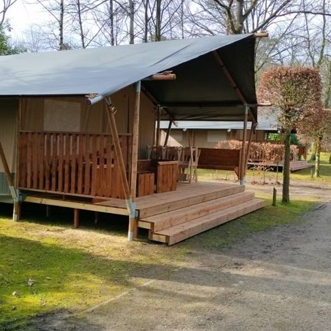CANVAS AND WOOD TENT 6 people