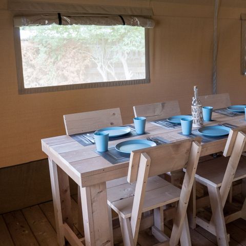 Canvas and wooden tent 6 persons
