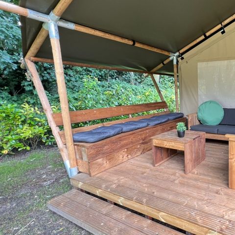 Canvas and wooden tent 5 persons - including toilet