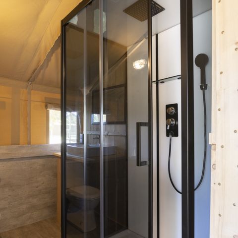 CANVAS AND WOOD TENT 2 people - including sanitary facilities