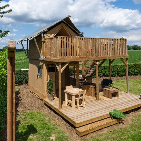Canvas and wooden tent 2 persons - including sanitary facilities