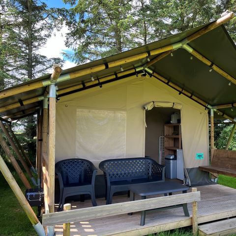 CANVAS AND WOOD TENT 4 people