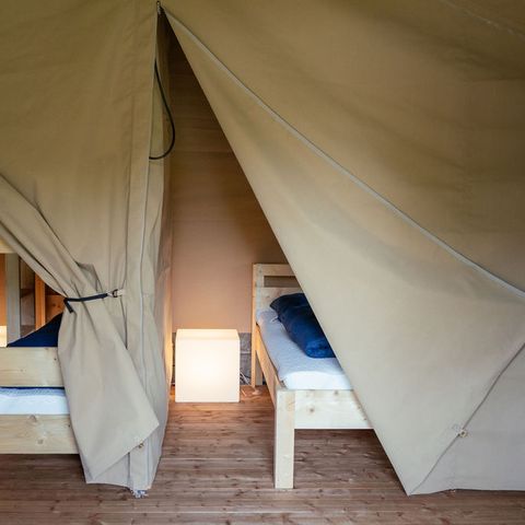 Canvas and wooden tent 6 persons