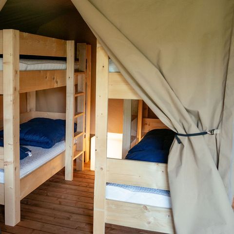 Canvas and wooden tent 6 persons