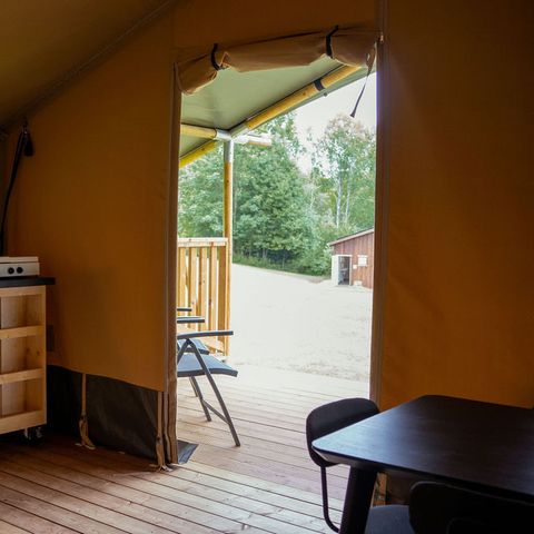 Canvas and wooden tent 6 persons