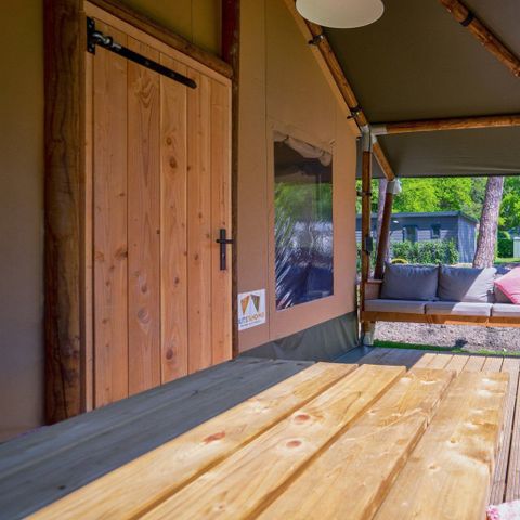 CANVAS AND WOOD TENT 6 people - including sanitary facilities