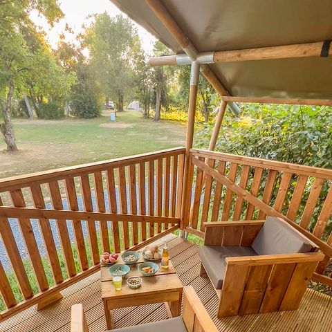 CANVAS AND WOOD TENT 6 people