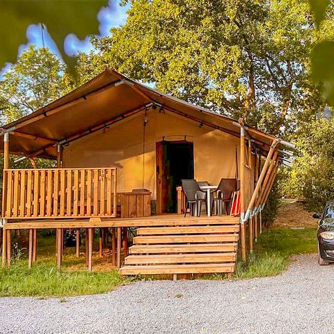 Canvas and wooden tent 6 persons