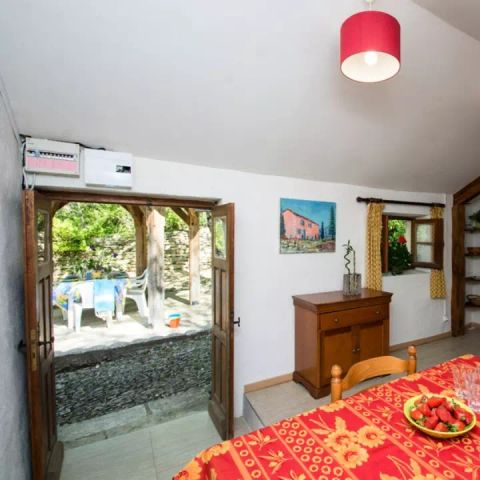 COUNTRY HOUSE 2 people - Gîte Roussillon 2 Rooms 2 People + TV + Private Spa