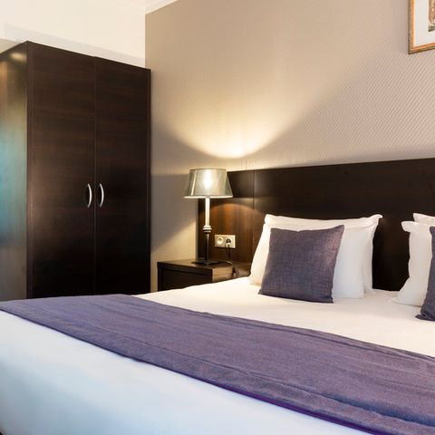 BEDROOM 2 people - Classic Double Room - Garden Access