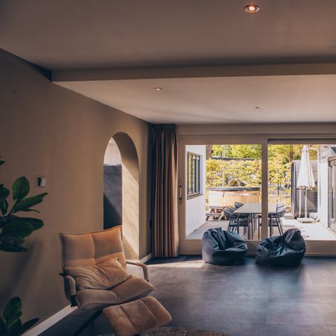 Group accommodation 12 persons - Villa with hot tub & sauna