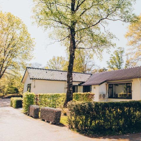 Group accommodation 12 persons - Villa with hot tub & sauna