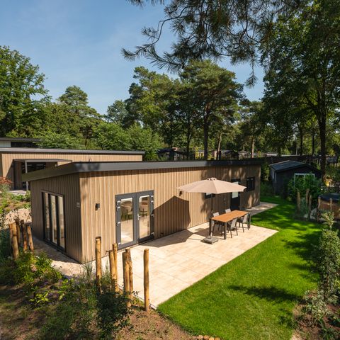 Chalet 4 persons - Loevestein with hot tub