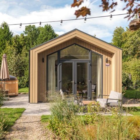 LODGE 4 people - Tiny with hot tub | 2 + 2 people