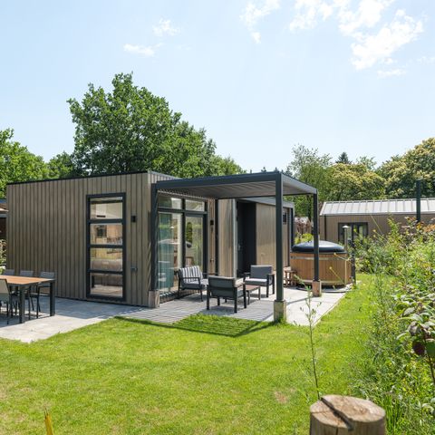Chalet 4 persons - Batenburgh Deluxe with hot tub