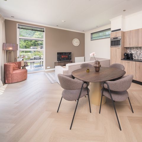 Chalet 4 persons - Batenburgh Deluxe with hot tub