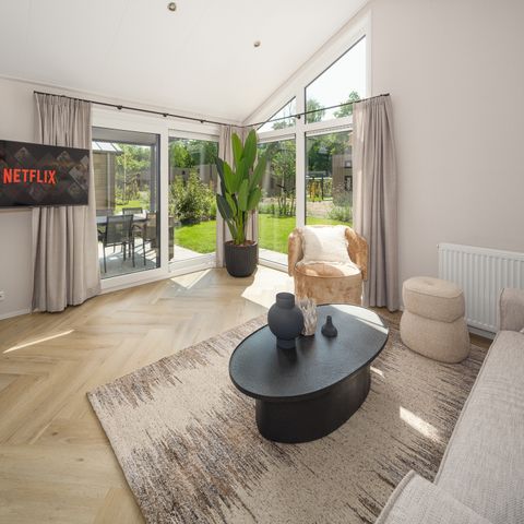 LODGE 6 people - Doornenburg