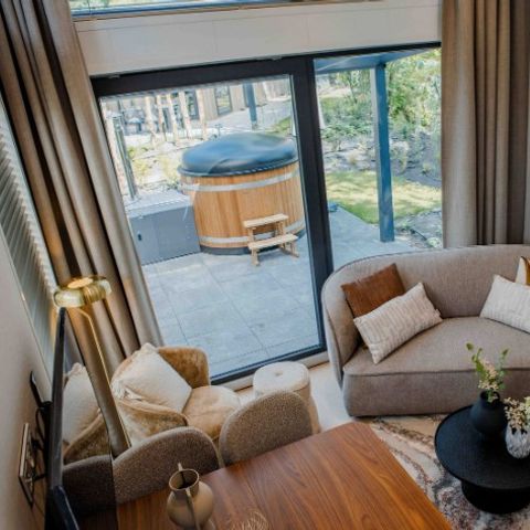 Lodge 4 persons - Reeëndal Comfort with hot tub