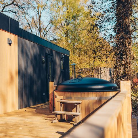 Lodge 4 persons - Valkhof with hot tub