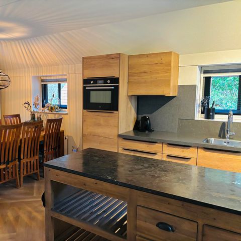 BUNGALOW 6 people - Stuifzand Wellness Outdoor Bungalow Deluxe with Bedstee | 6+2 persons