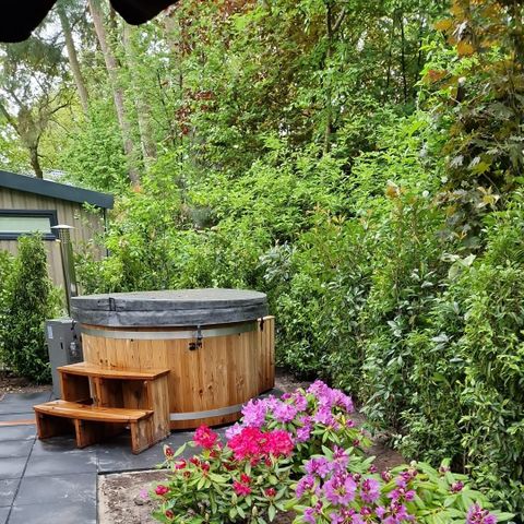 CHALET 4 people - Cuckoo flower with a hot tub