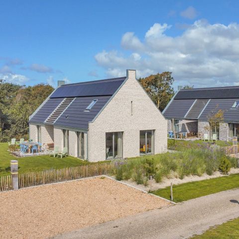 HOUSE 12 people - On 't Oog XL2