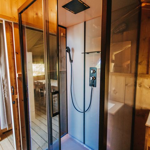 CANVAS AND WOOD TENT 4 people - including sanitary facilities