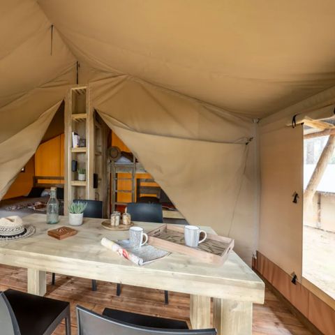 TENT 5 people - 2-bedroom comfort tent - no sanitary facilities