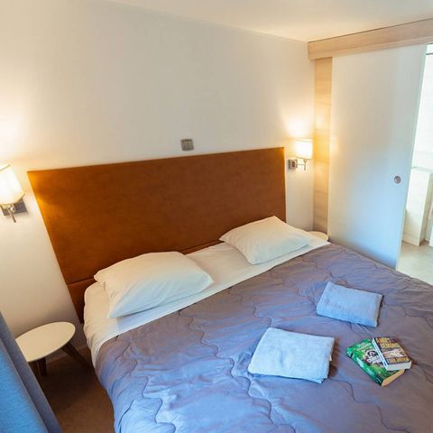 MOBILE HOME 8 people - Exclusif - 4 bedrooms - 3 shower rooms - Air conditioning. 2 modules