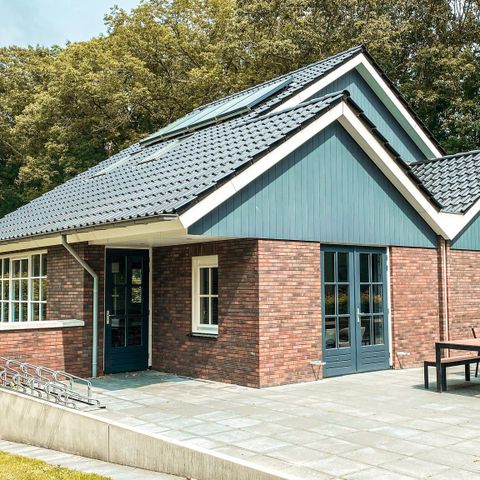 Group accommodation 16 persons - Family house the Juniper
