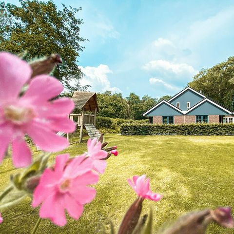 Group accommodation 16 persons - Family house the Juniper