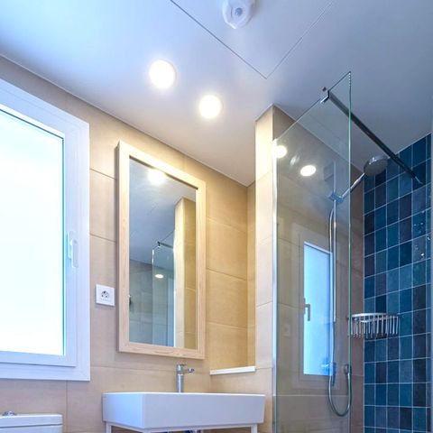 APARTMENT 4 people - 2-bedroom flat ADDITIONAL ACCESS TO CAMPING and paying car park