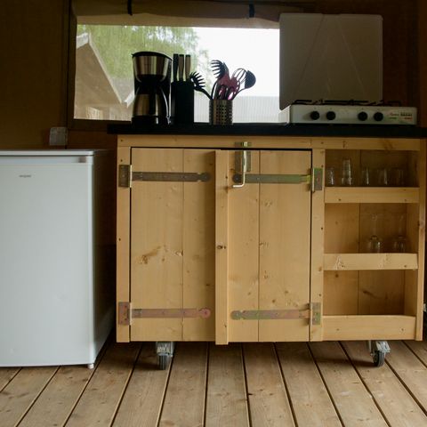 Canvas and wooden tent 6 persons