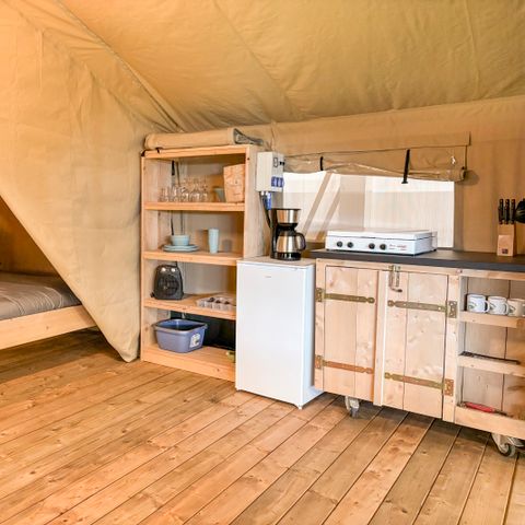 Canvas and wooden tent 7 persons