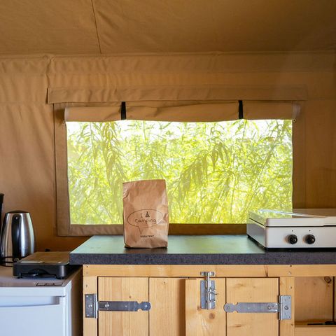 Canvas and wooden tent 5 persons