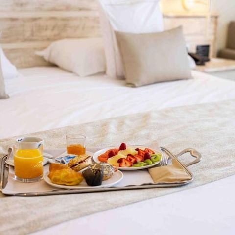 Bedroom 3 persons - Double - Additional bed - Balcony - Canal view