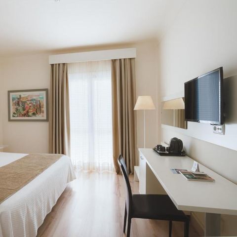 Bedroom 2 persons - DOUBLE ROOM - BALCONY